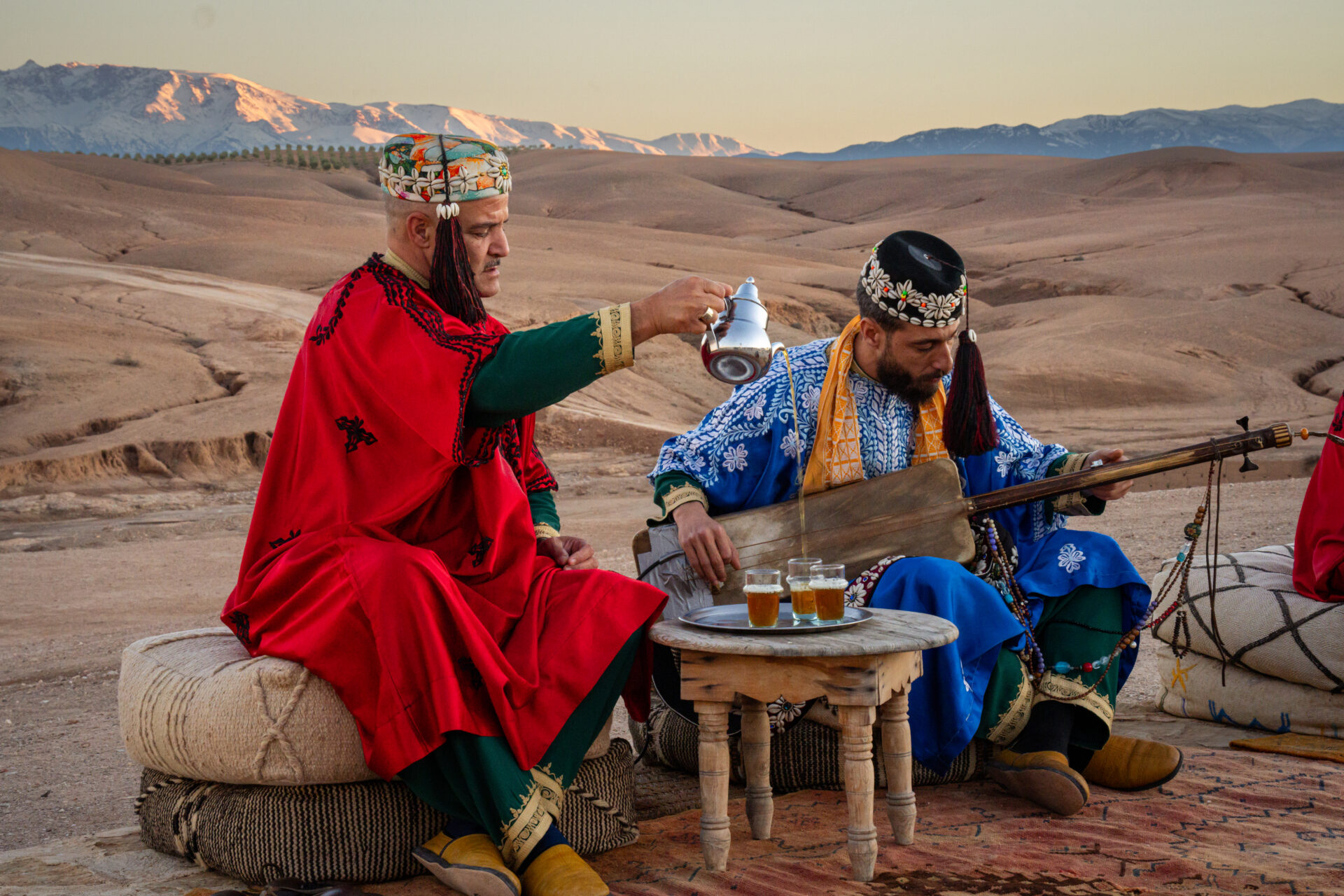 Est en Ouest fr blog voyage Maroc Marrakech Agafay desert jours nuits week end souk médina que faire que voir trip amis couple famille friends travel bateau train avion voiture bus cyrille ardaud